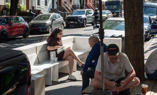 NYC seasonal outdoor dining structure by Re-ply - Leon's Bagels NYC