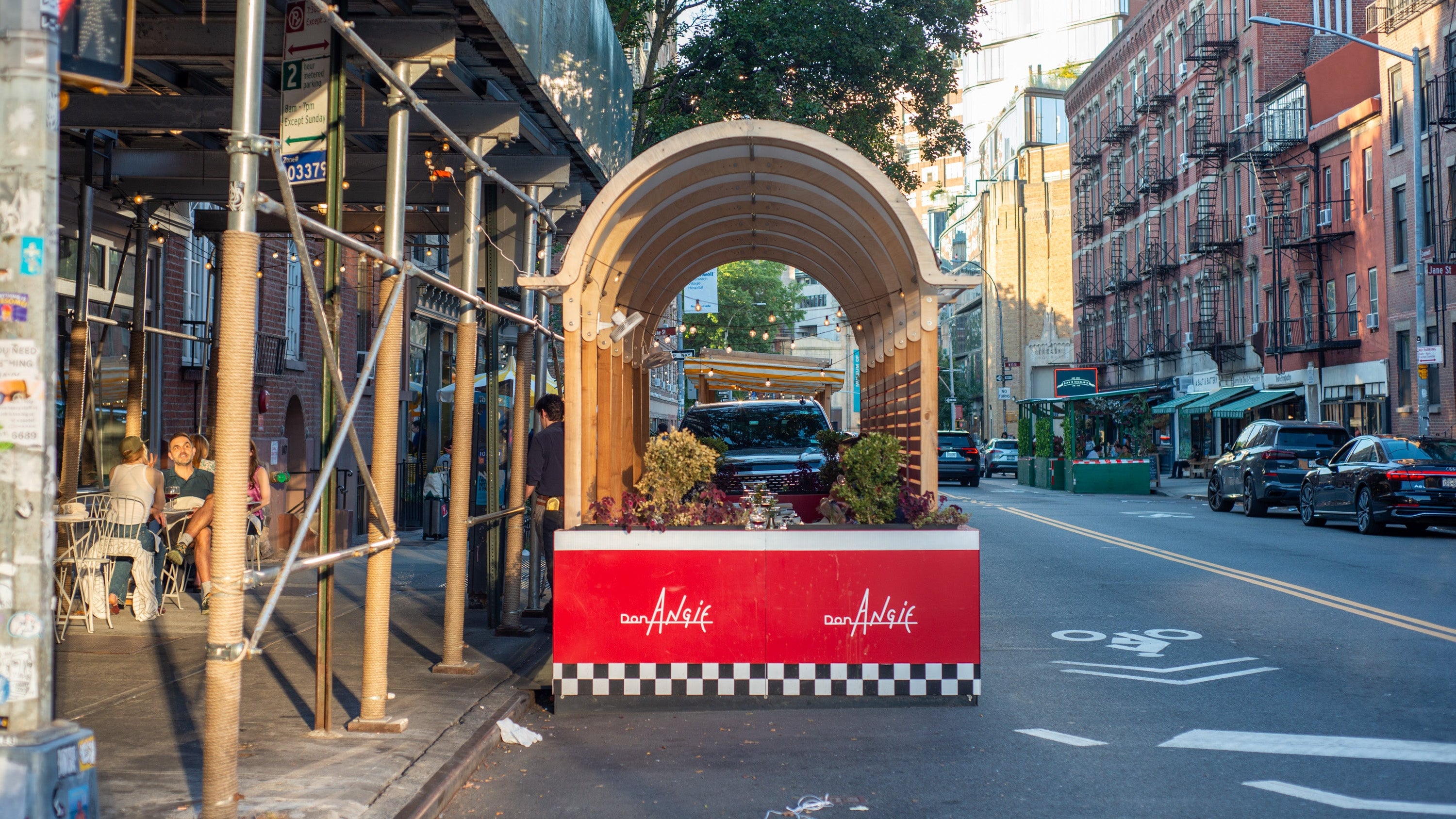 NYC seasonal outdoor dining structure by Re-ply - Don Angie